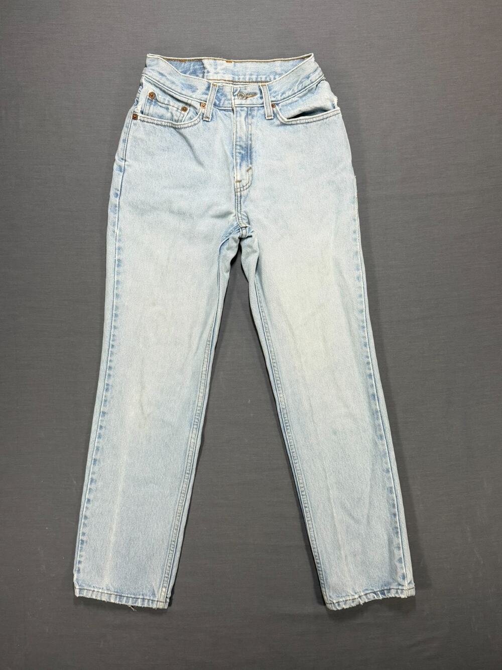 Vintage Levi’s 512 Women’s 24 Light Wash High Rise Slim Tapered Mom Jeans